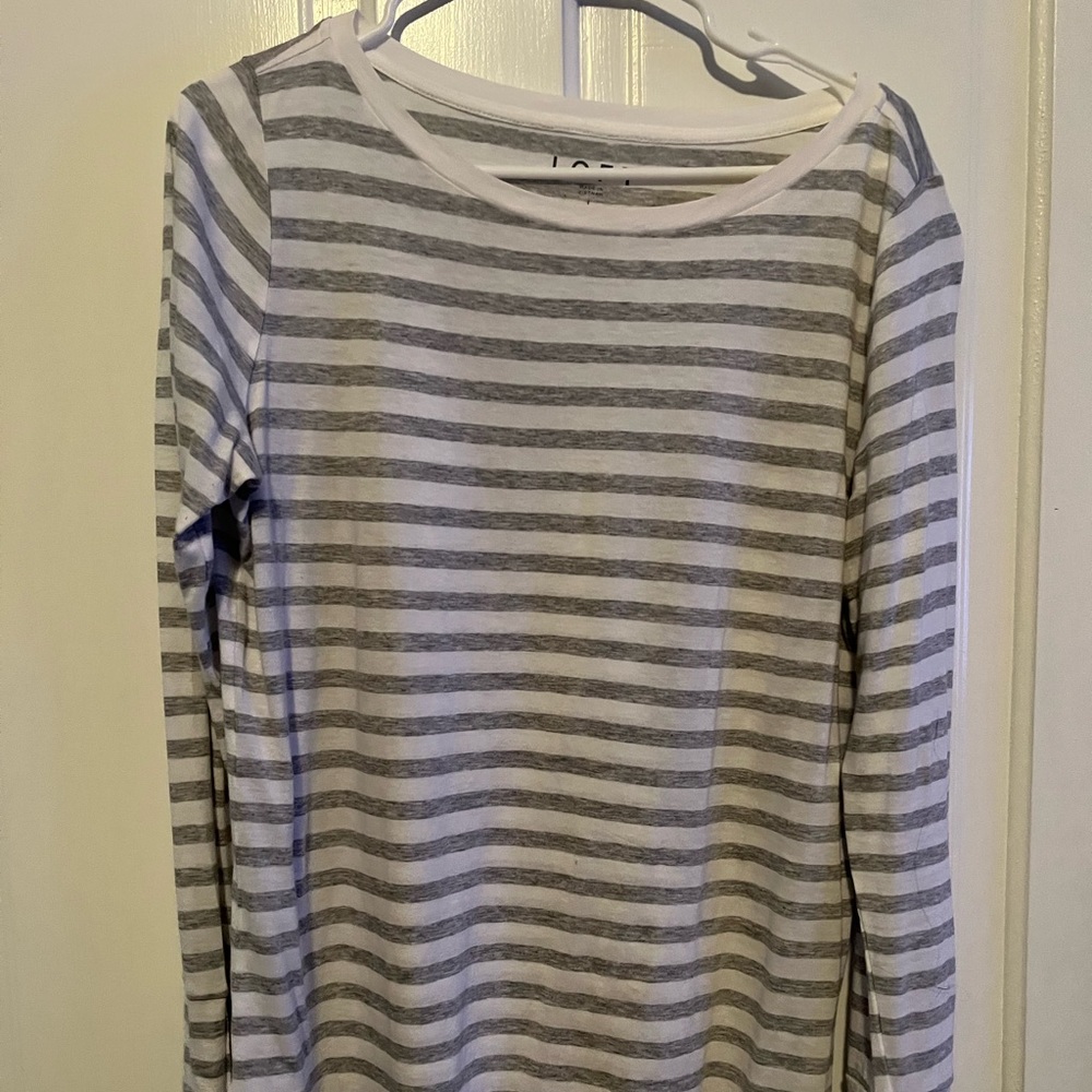White/grey striped shirt